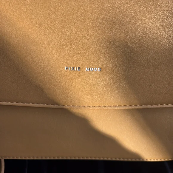 Pixie Mood Vegan Leather Crossbody Bag Tan Camel Flap Adjustable Strap - Picture 2 of 9